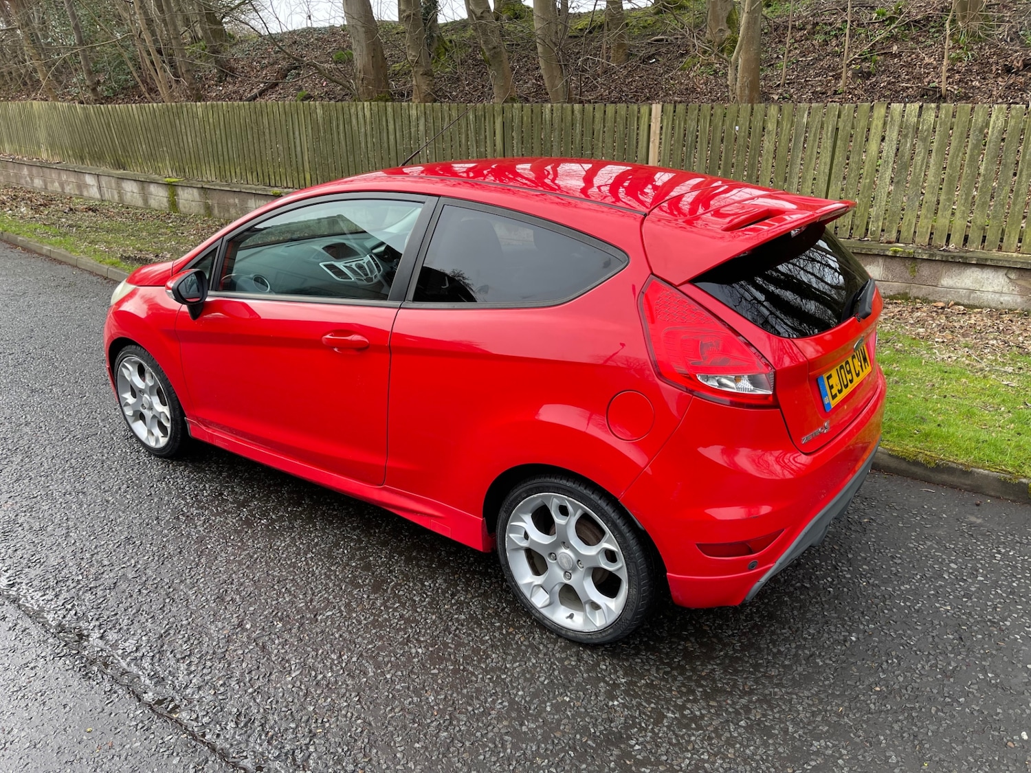 Used Ford Fiesta 2009 for sale - 77997341: Photo 2