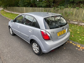 Used Kia Rio 2010 for sale - 76281318: Photo