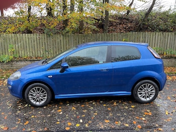 Used Fiat Punto 2012 for sale - 76526457: Photo