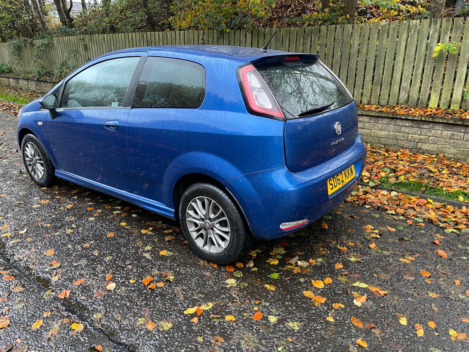 Used Fiat Punto 2012 for sale - 76526457: Photo 3
