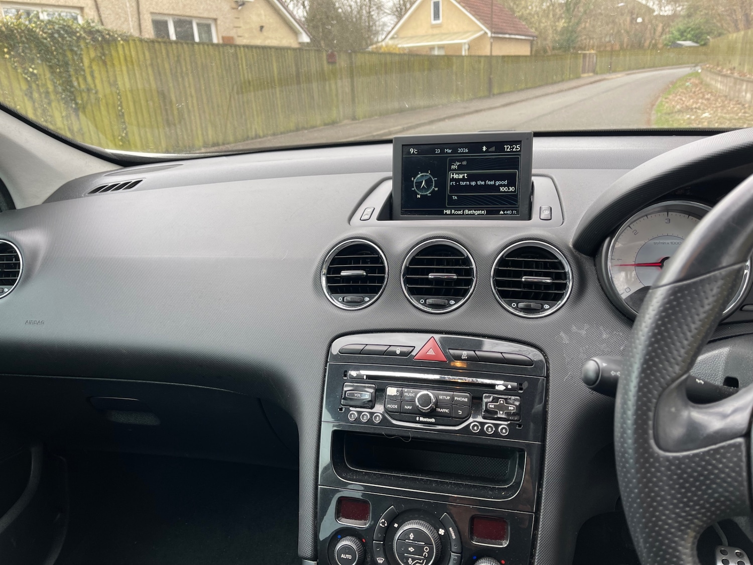 Used Peugeot 308 2013 for sale - 77991939: Photo 8