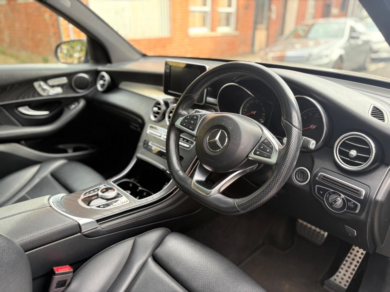 Used Mercedes-Benz GLC 2018 for sale - 76257614: Photo 46