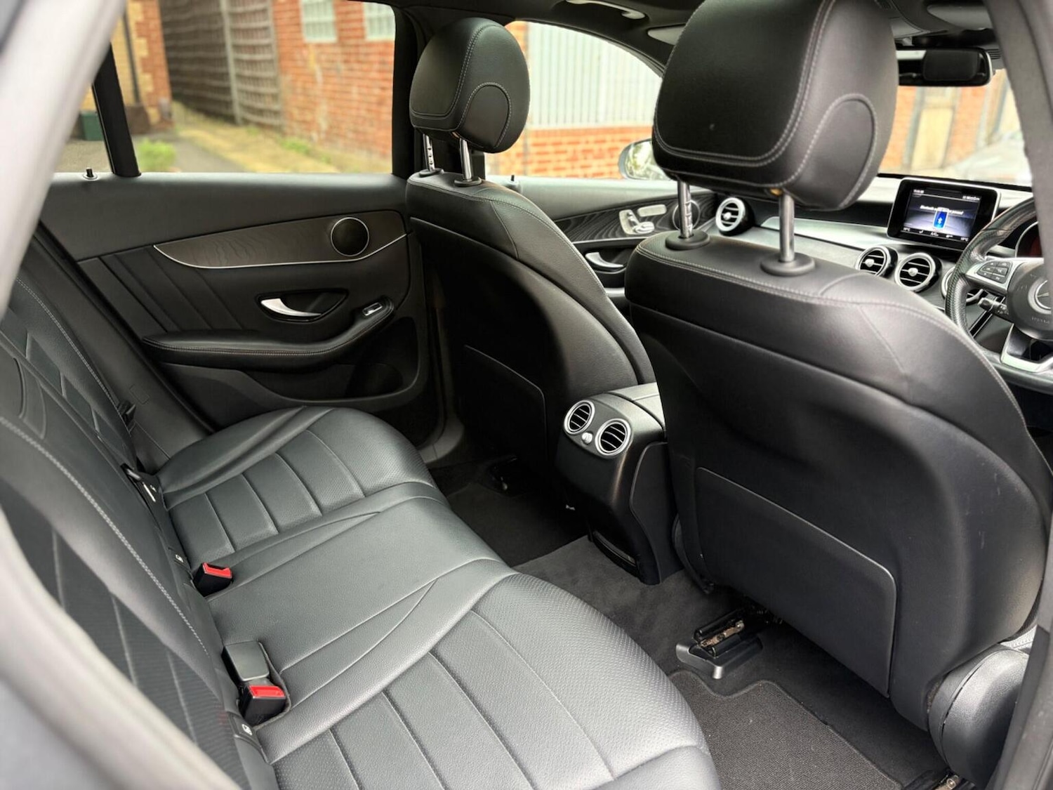 Used Mercedes-Benz GLC 2018 for sale - 76257614: Photo 55