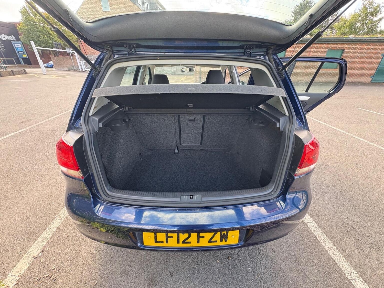 Used Volkswagen Golf 2022 for sale - 75731323: Photo 27