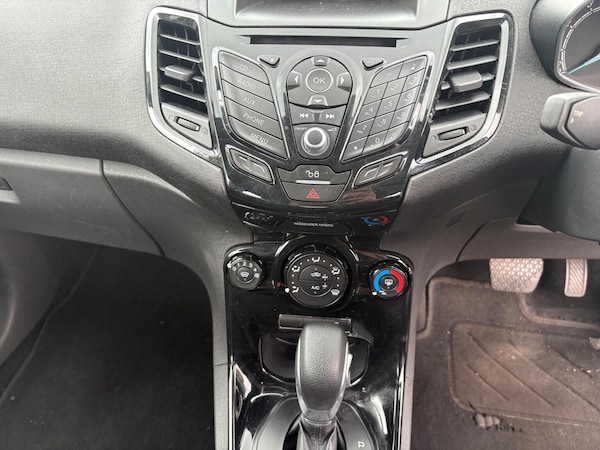 Used Ford Fiesta 2016 for sale - 76257619: Photo 42