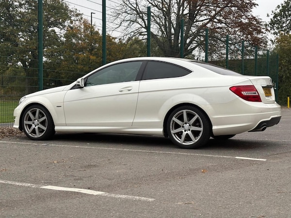 Used Mercedes-Benz C Class 2012 for sale - 76281335: Photo 23