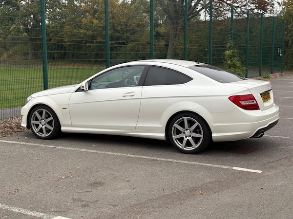 Used Mercedes-Benz C Class 2012 for sale - 76281335: Photo 24