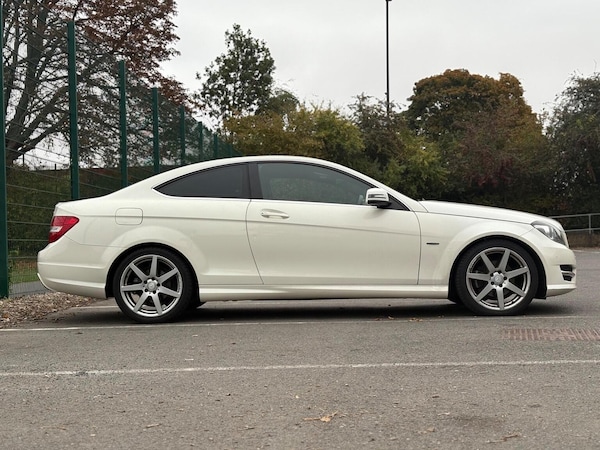 Used Mercedes-Benz C Class 2012 for sale - 76281335: Photo 29