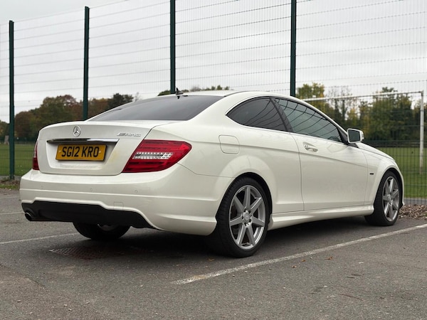 Used Mercedes-Benz C Class 2012 for sale - 76281335: Photo 32