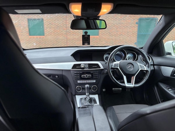 Used Mercedes-Benz C Class 2012 for sale - 76281335: Photo 35