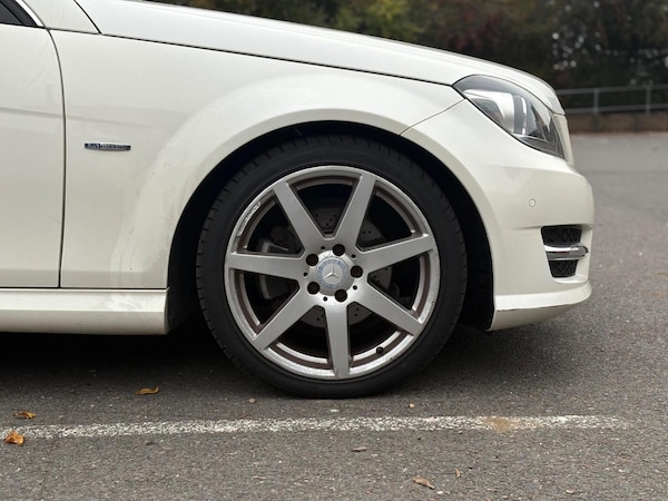 Used Mercedes-Benz C Class 2012 for sale - 76281335: Photo 40