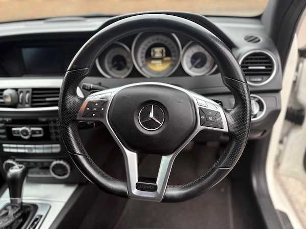 Used Mercedes-Benz C Class 2012 for sale - 76281335: Photo 44