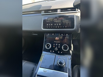 Used Land Rover Range Rover Velar 2019 for sale - 75731149: Photo