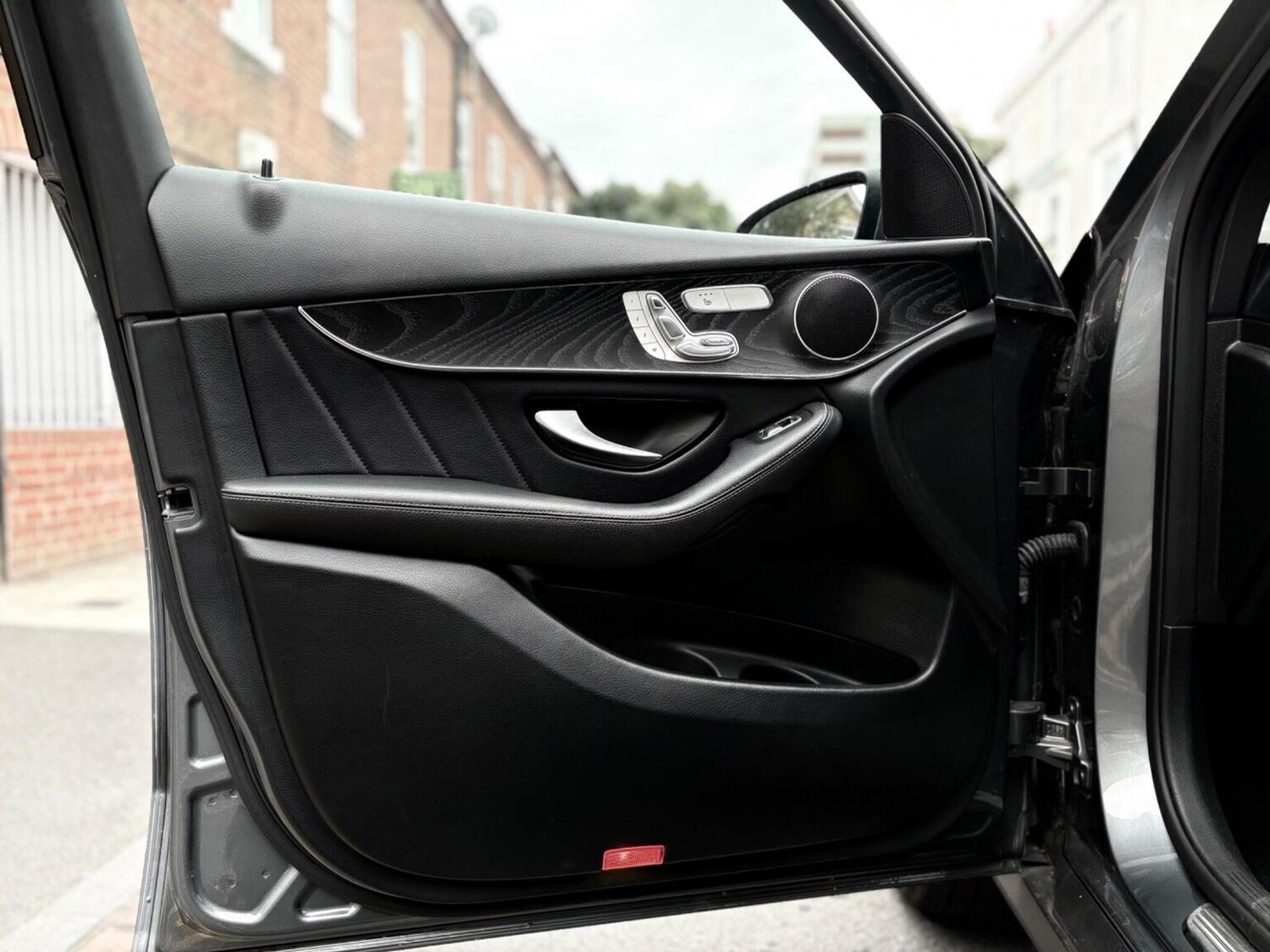 Used Mercedes-Benz GLC 2018 for sale - 77478175: Photo 61