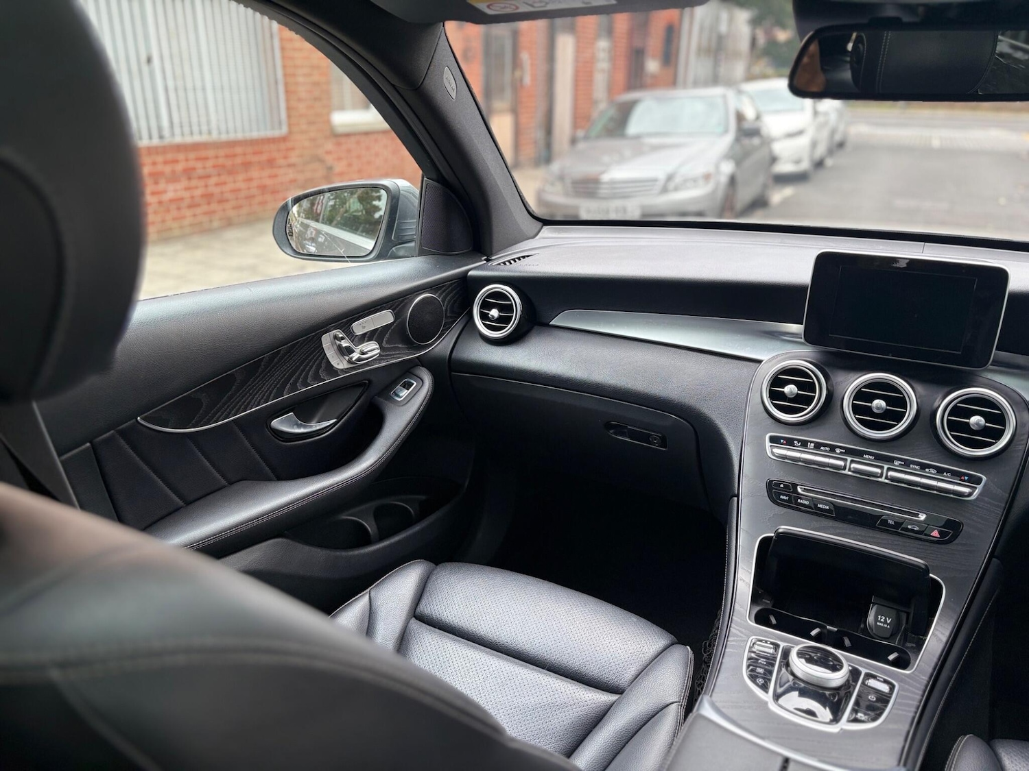 Used Mercedes-Benz GLC 2018 for sale - 76963444: Photo 52