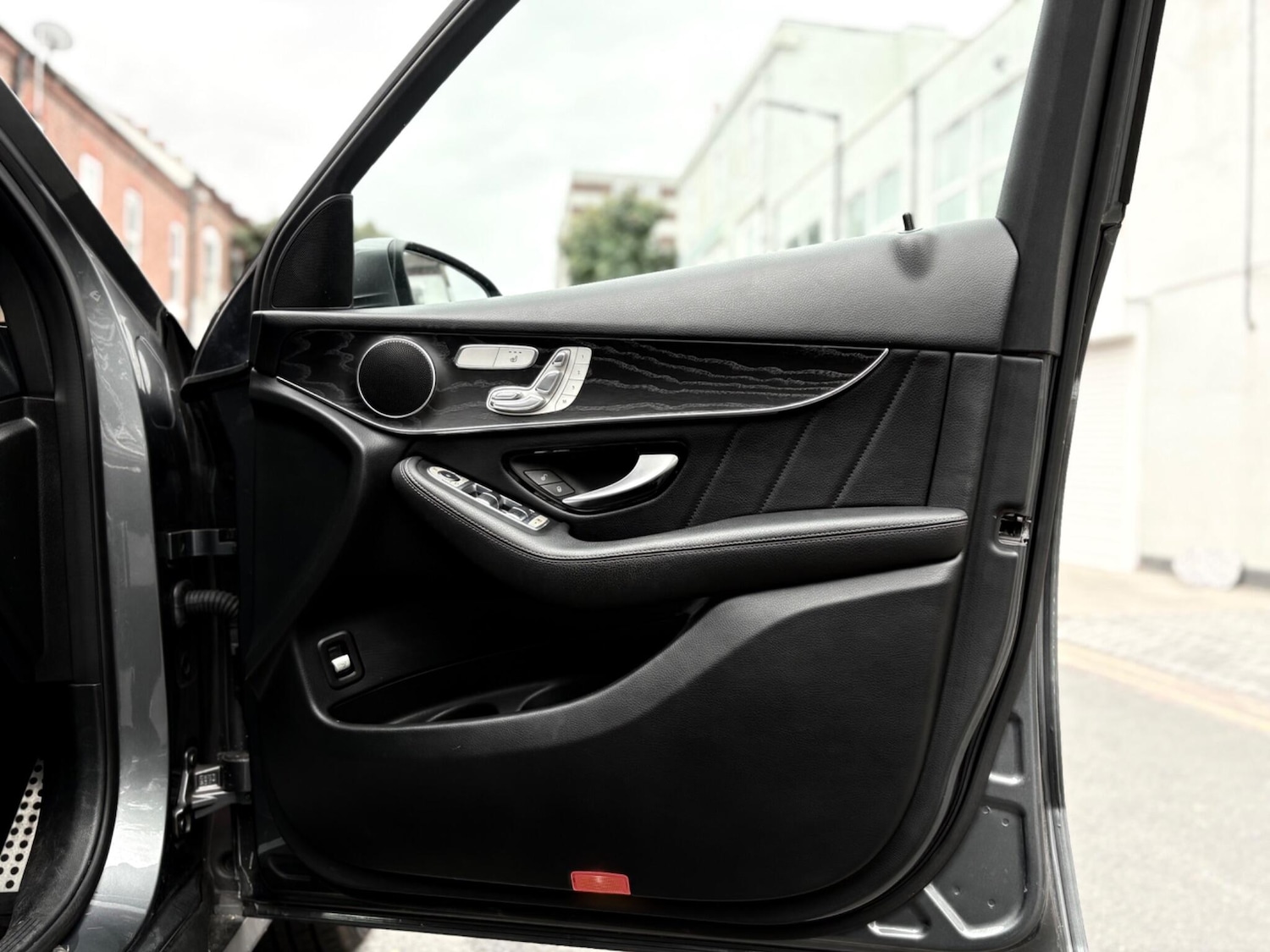 Used Mercedes-Benz GLC 2018 for sale - 76963444: Photo 57