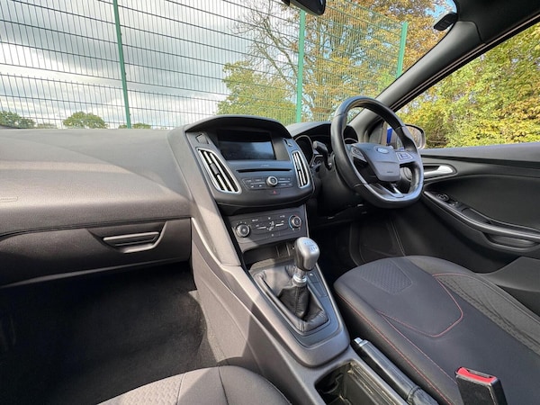 Used Ford Focus 2017 for sale - 76257711: Photo 19