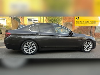 2015 - 2.0 520d Luxury Saloon 4-Door