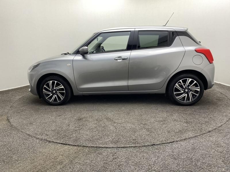 Used Suzuki Swift 2021 for sale - 76382067: Photo 5