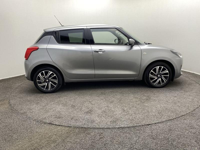 Used Suzuki Swift 2021 for sale - 76382067: Photo 9