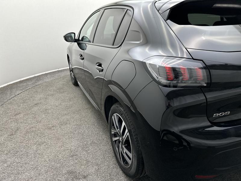 Used Peugeot 208 2023 for sale - 76826101: Photo 24