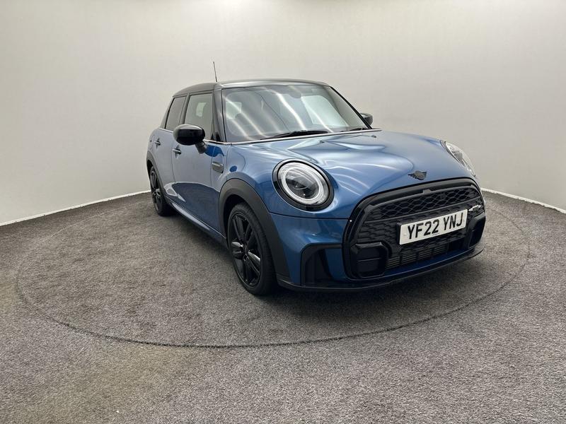 Used MINI Hatch 2022 for sale - 76382069: Photo 2