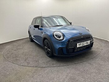 Used MINI Hatch 2022 for sale - 76382069: Photo