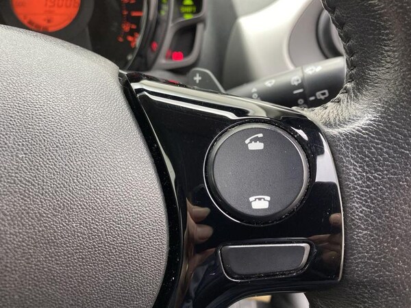 Used Toyota AYGO 2017 for sale - 76302705: Photo 11