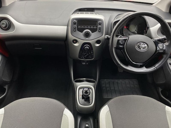 Used Toyota AYGO 2017 for sale - 76302705: Photo 15