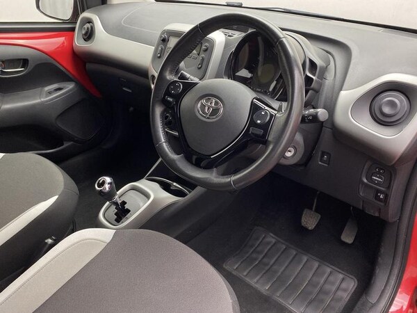 Used Toyota AYGO 2017 for sale - 76302705: Photo 16