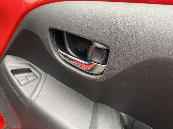 Used Toyota AYGO 2017 for sale - 76302705: Photo 18