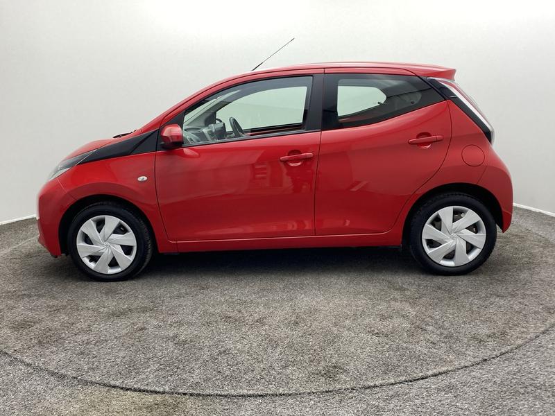 Used Toyota AYGO 2017 for sale - 76302705: Photo 5