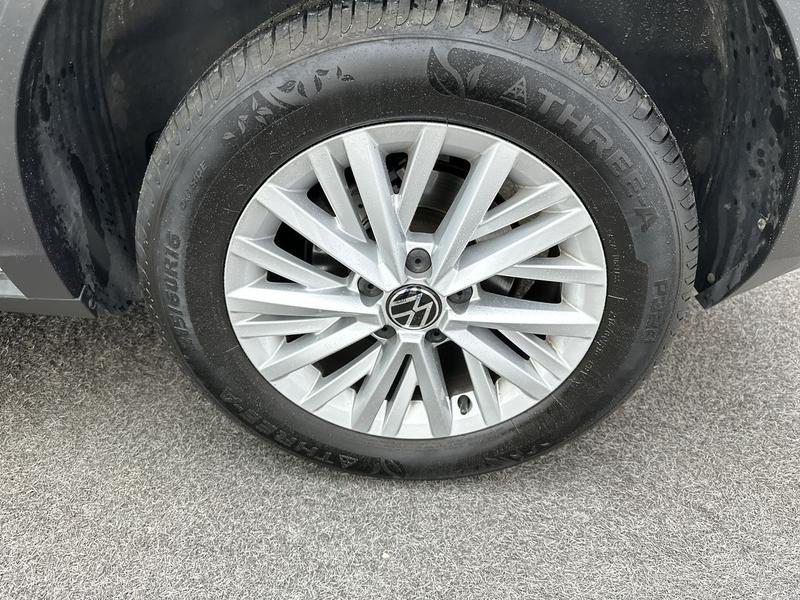 Used Volkswagen T-Roc 2023 for sale - 77545847: Photo 21