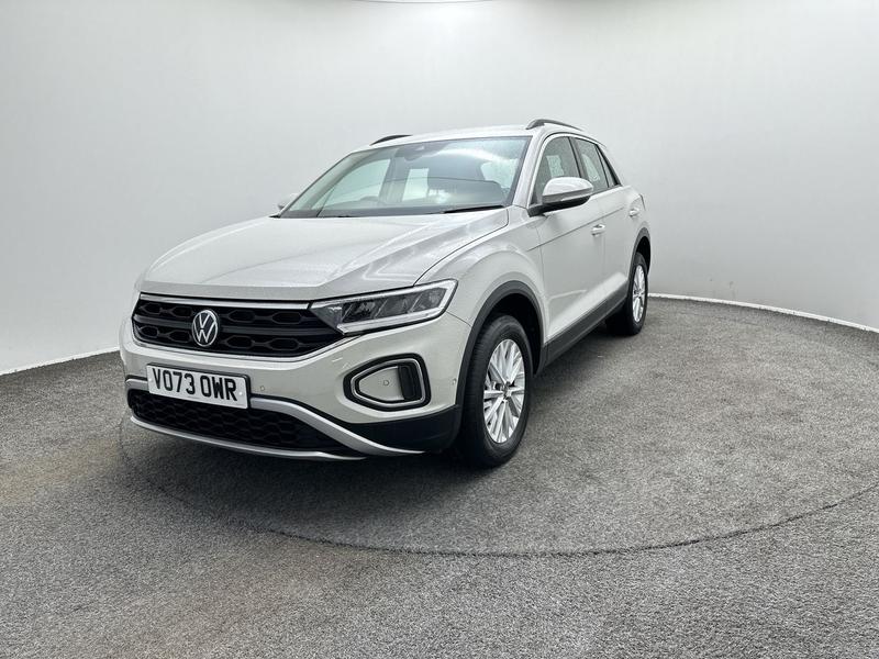 Used Volkswagen T-Roc 2023 for sale - 77545847: Photo 4