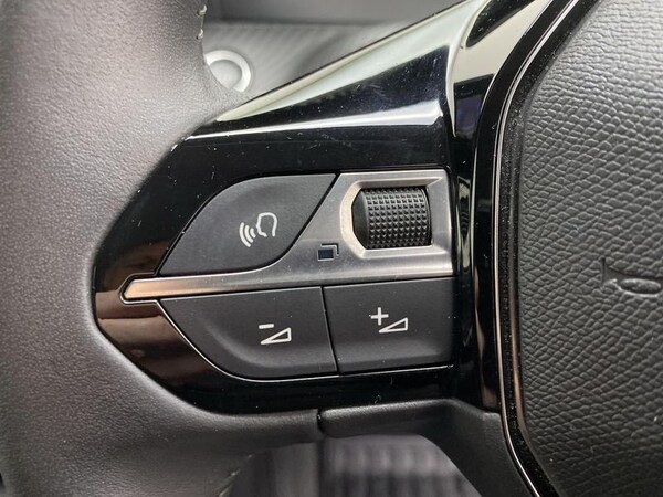 Used Peugeot 208 2023 for sale - 74327758: Photo 11