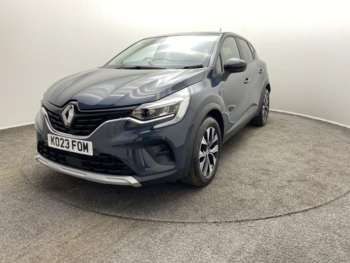 Used Renault Captur 2023 for sale - 74845850: Photo