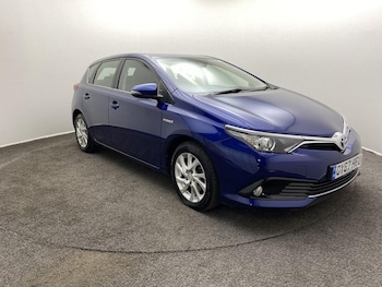 Toyota Auris feature image