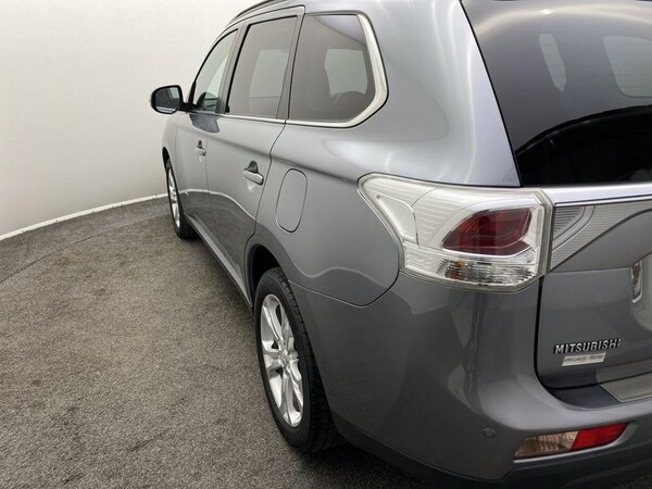 Used Mitsubishi Outlander 2014 for sale - 76222706: Photo 25