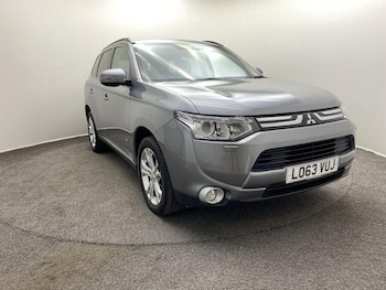 Used Mitsubishi Outlander 2014 for sale - 76222706: Photo 2