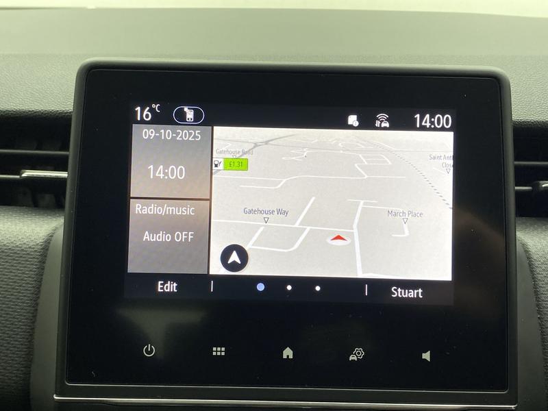 Used Renault Clio 2022 for sale - 76196472: Photo 11