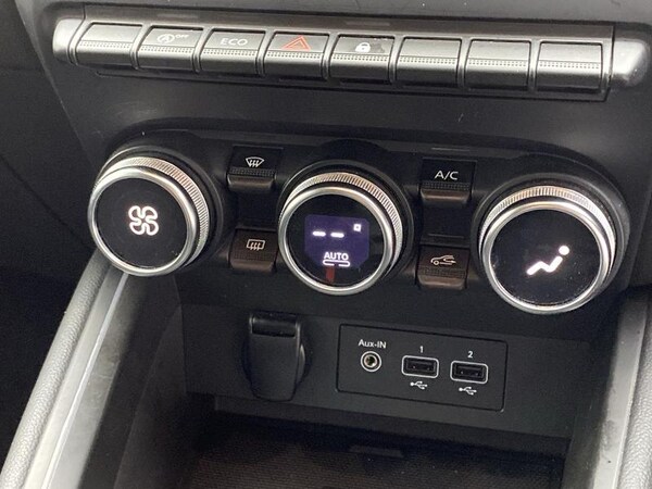 Used Renault Clio 2022 for sale - 76196472: Photo 14