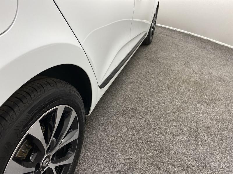 Used Renault Clio 2022 for sale - 76196472: Photo 23