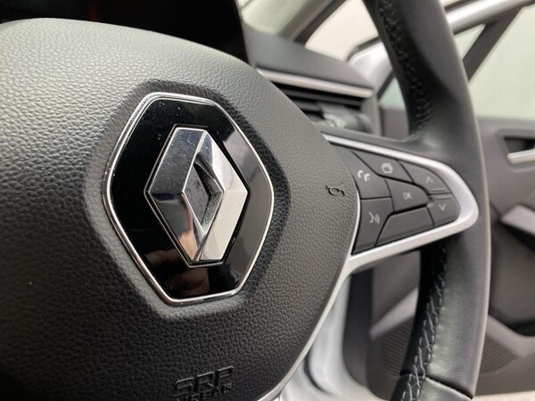 Used Renault Clio 2022 for sale - 76196472: Photo 25