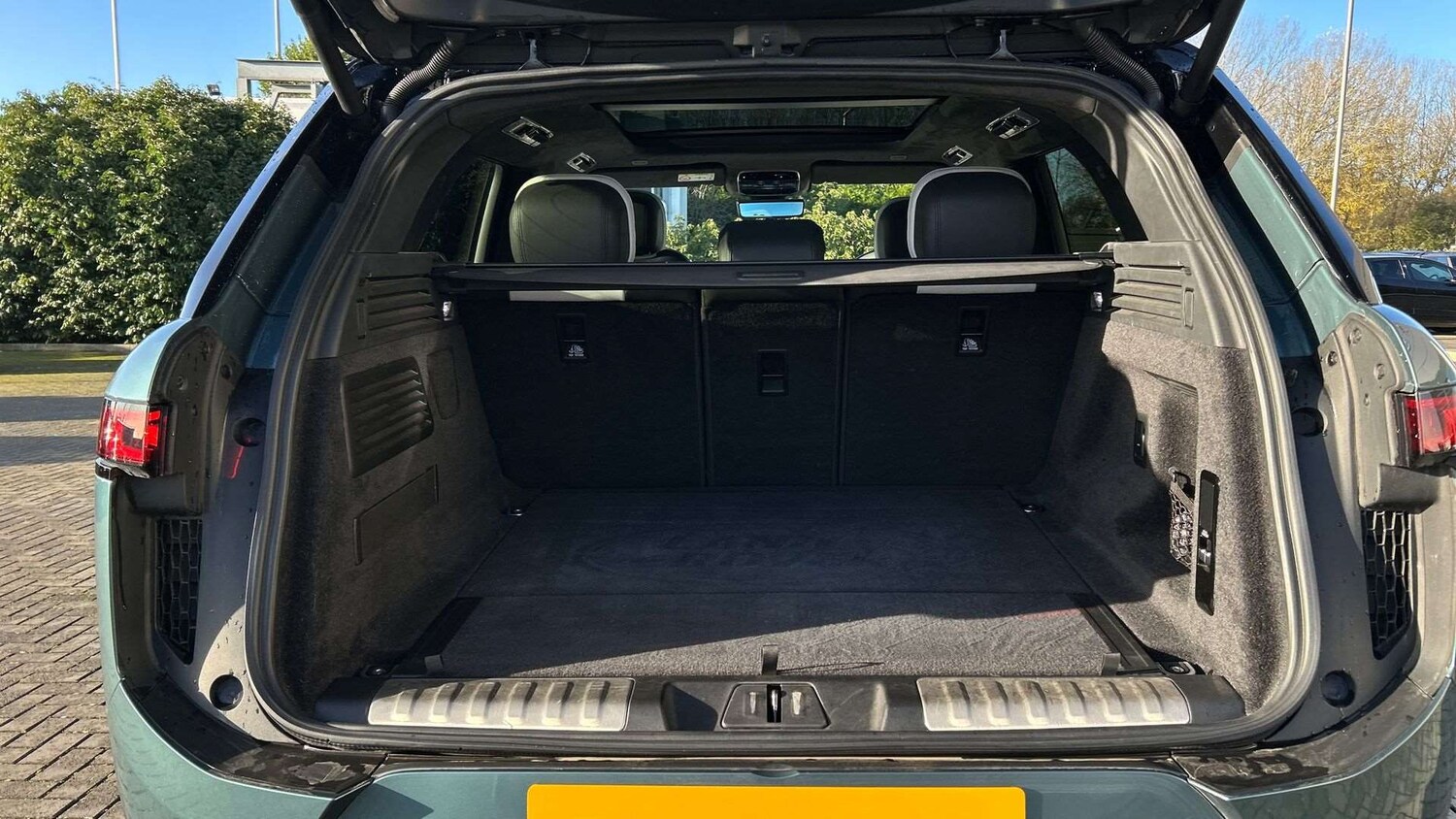 Used Land Rover Range Rover Sport 2023 for sale - 76789345: Photo 10