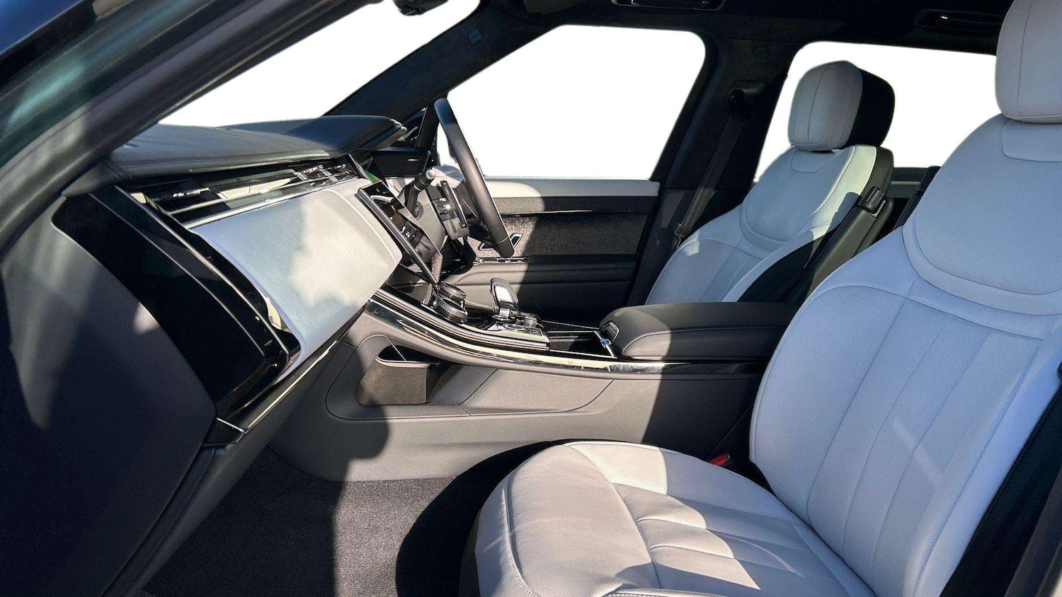 Used Land Rover Range Rover Sport 2023 for sale - 76789345: Photo 3