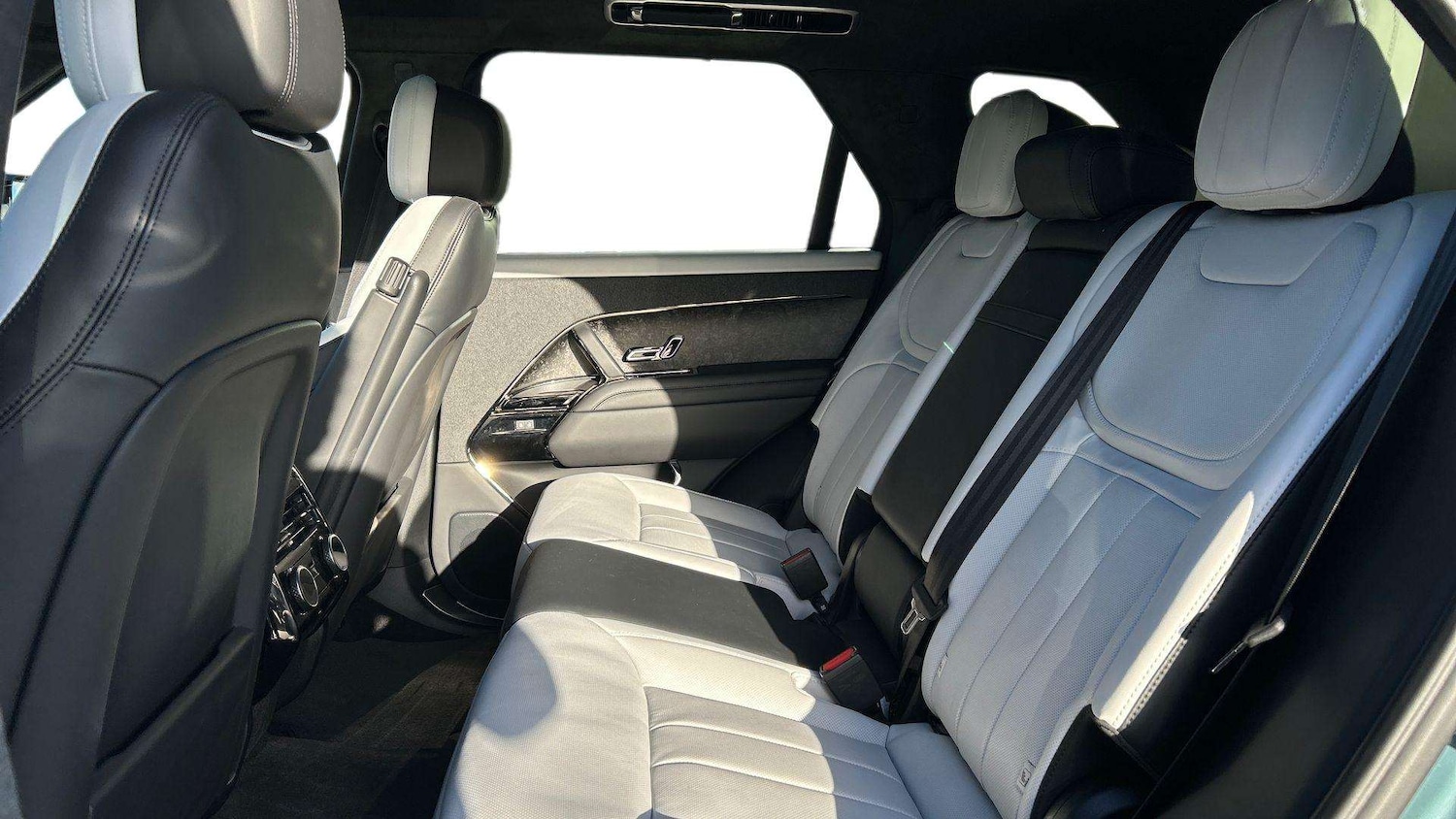 Used Land Rover Range Rover Sport 2023 for sale - 76789345: Photo 4