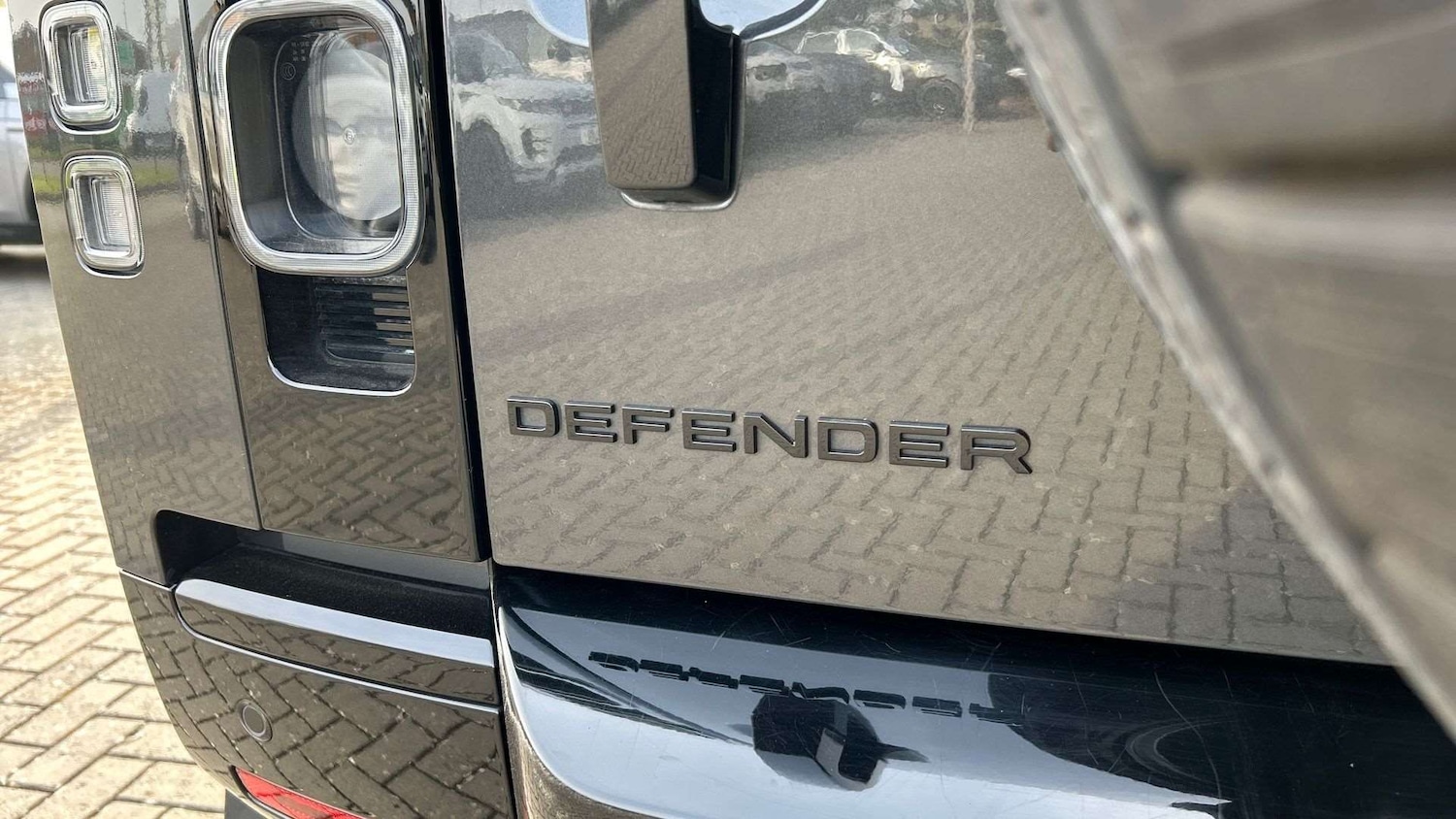 Used Land Rover Defender 2024 for sale - 78010432: Photo 26