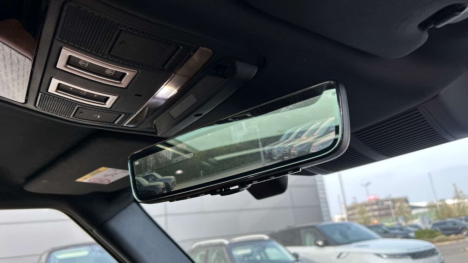 Used Land Rover Defender 2024 for sale - 78010432: Photo 35