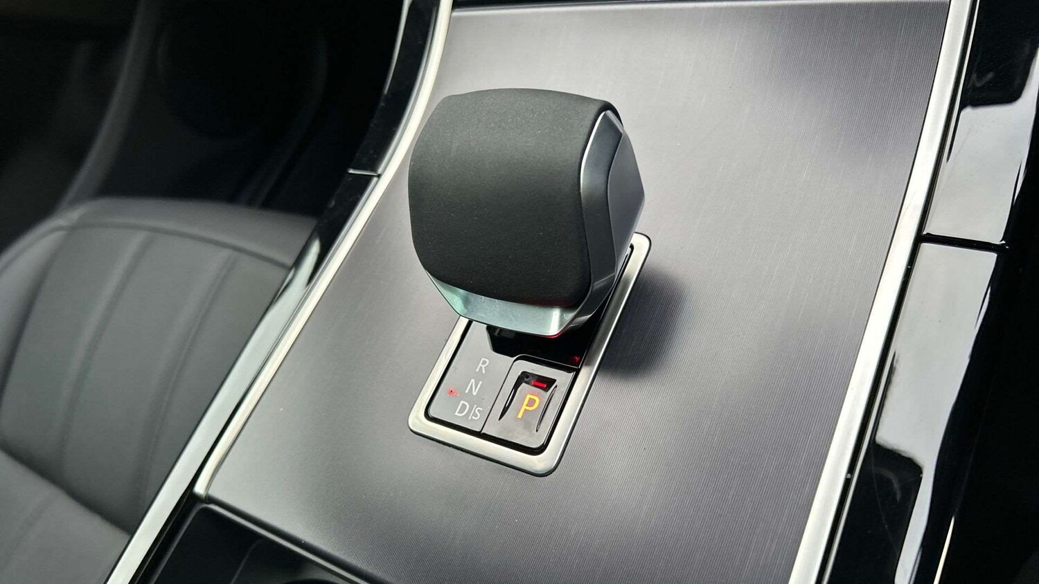 Used Land Rover Range Rover Evoque 2025 for sale - 77577422: Photo 13