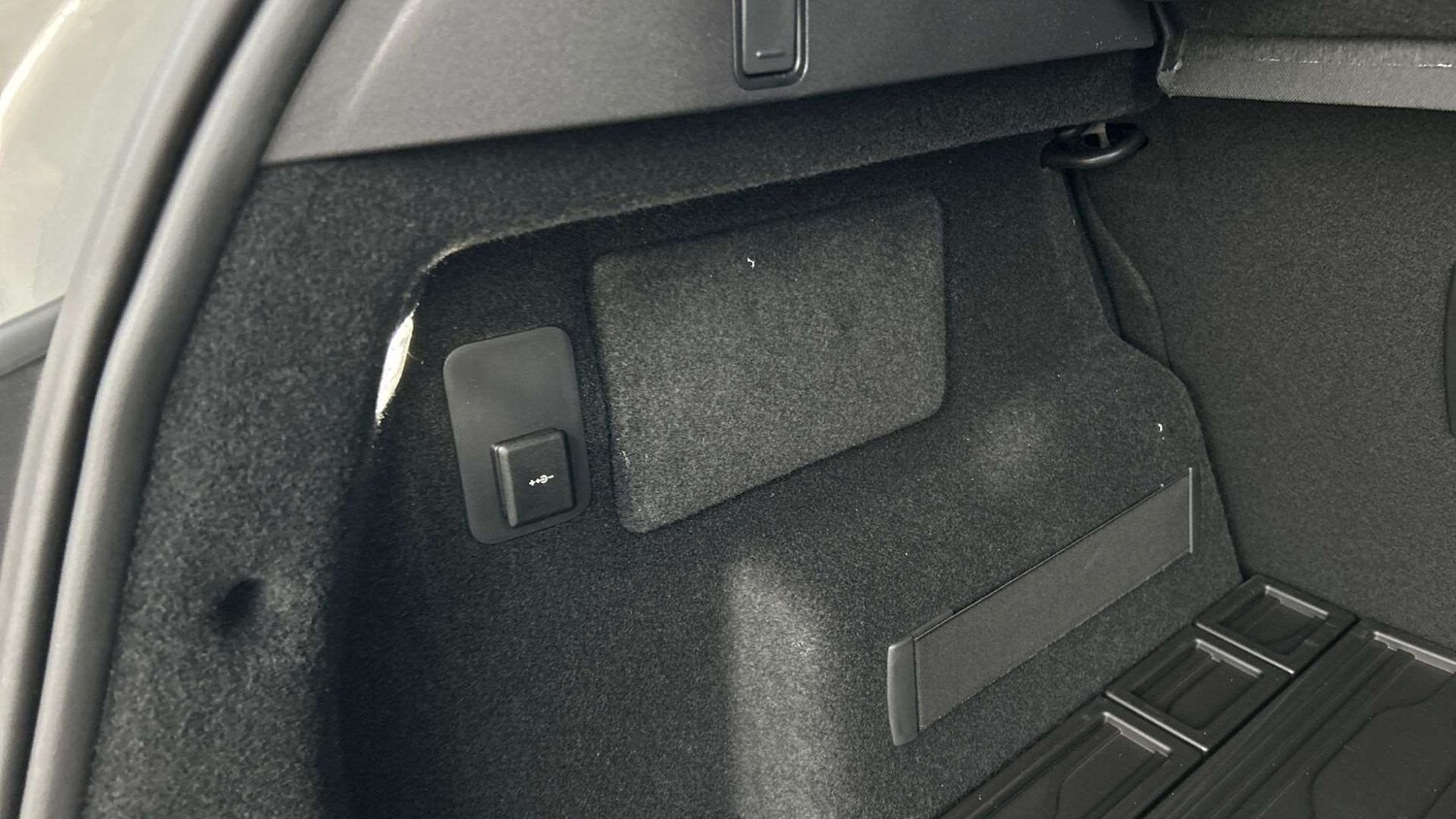 Used Land Rover Range Rover Evoque 2025 for sale - 77577422: Photo 27